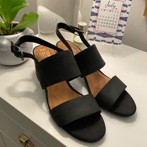 Women’s TOMS Heels